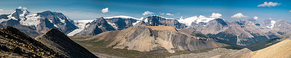 Views across Wilcox Pass to the Columbia Icefields peaks.