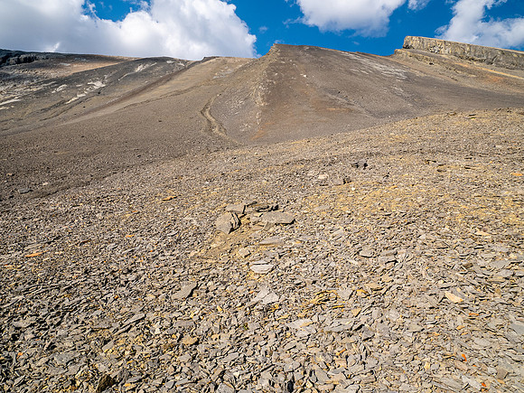 Scrambling up SW slopes of Andover Peak.