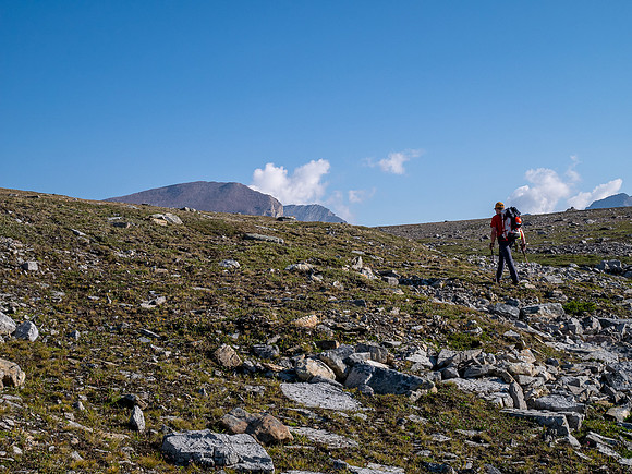 Hiking over Tangle Pass into the Beauty Creek area.