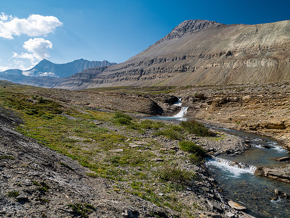 Hiking across Beauty Creek.