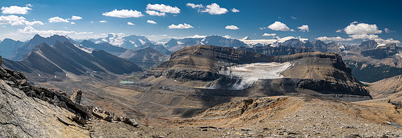 Hiking up Mount Struan's SW ridge.