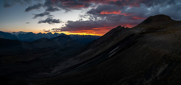 Stunning sunset views from Andover Peak.