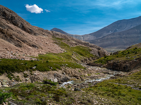Hiking SE up Beauty Creek to the base of Andover.