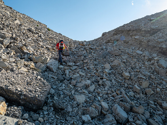 Hiking off trail to Tangle Pass.