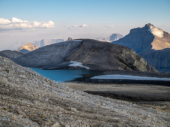 Stunning views from Andover Peak over the Andover tarn and upper plateau.