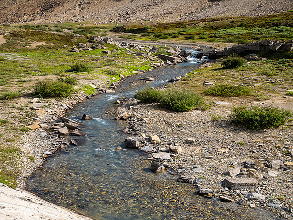 Hiking SE up Beauty Creek to the base of Andover.