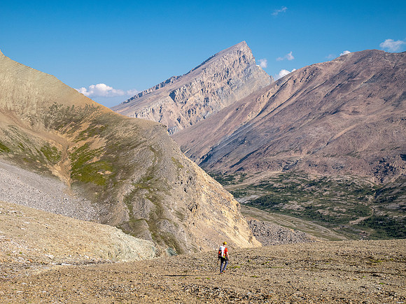 Descending from Tangle Pass into Beauty Creek. Views to Sunwapta.