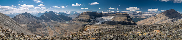 Hiking up Mount Struan's SW ridge.