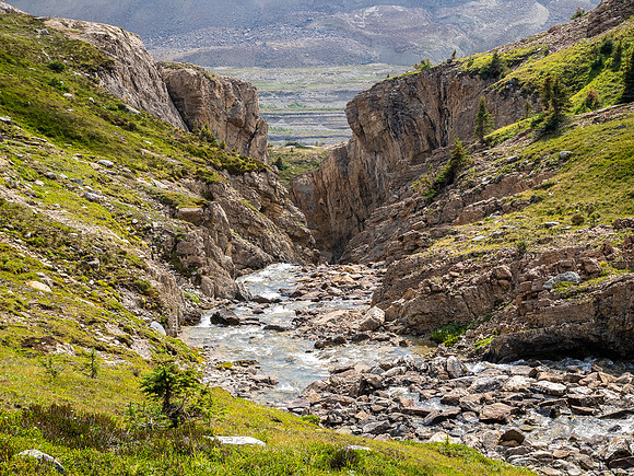 Hiking SE up Beauty Creek to the base of Andover.