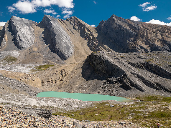 Hiking past the Beauty Lakes south of Mount Wurzburg.
