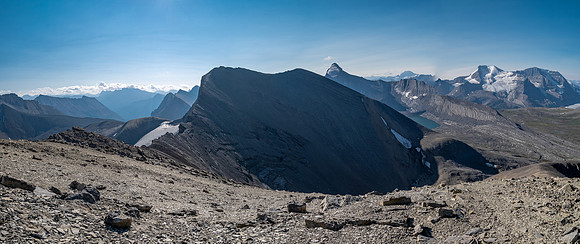 Views up the NW ridge to the summit of Skye Peak.