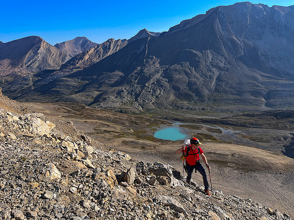 Scrambling from the Beauty Creek valley to the NW ridge of Skye Peak.