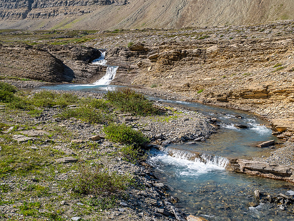 Hiking across Beauty Creek.