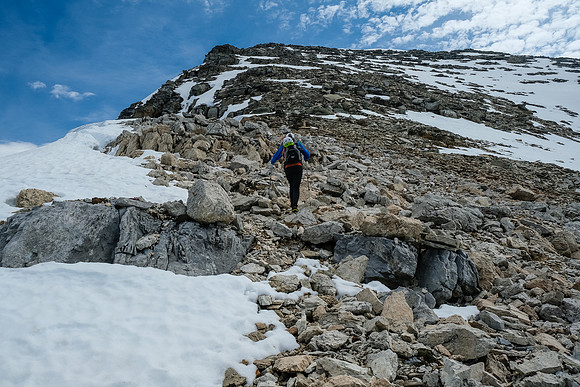 Approaching the summit block which is higher than it looks.