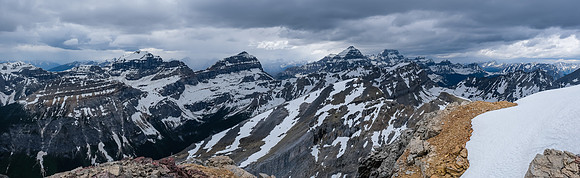Striking views of Brussilof and Alcantara (L) and the Assiniboine Group (R).