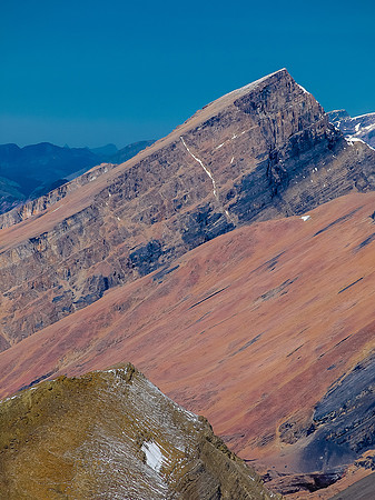 Sunwapta is a huge mountain and very colorful.