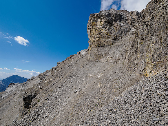 Traversing back under the NE ridge on its south side.