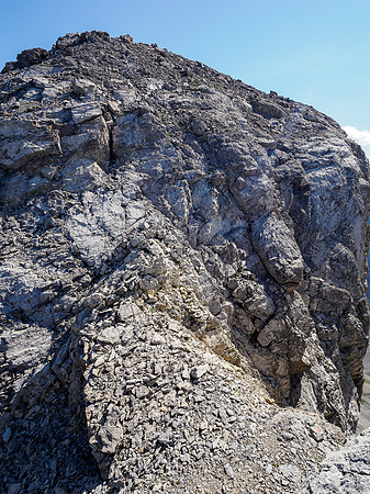 A down climb and then a face scramble.