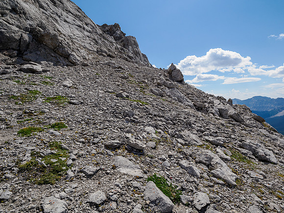 Descending the NW ridge to the col.