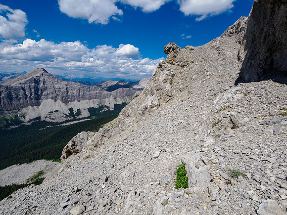 Descending the NW ridge to the col.