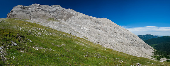 Tornado Mountain looms 500+ vertical meters over the pass.