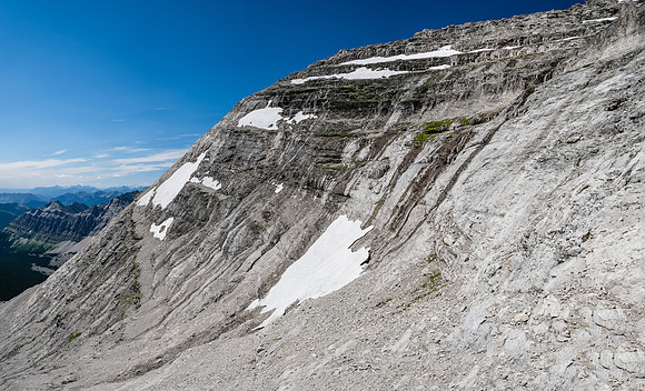 I had to avoid the face of the upper SW gully thanks to copious amounts of meltwater.