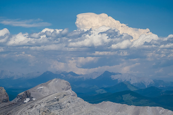 Beehive with a tstorm building to the northeast.