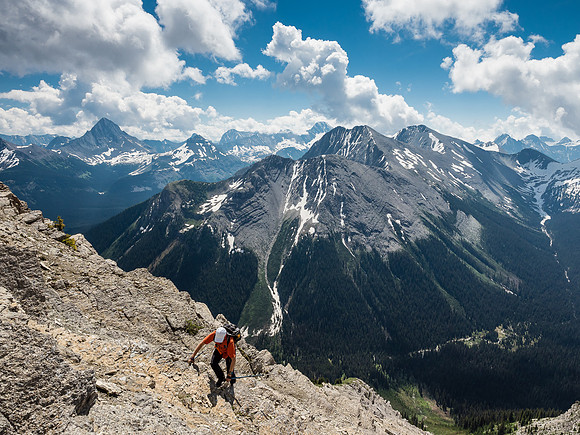 Phil exits the SE gully to the south ridge with stunning views opening up all around us. Birdwood at left with Warre and Vavasour at center-right.