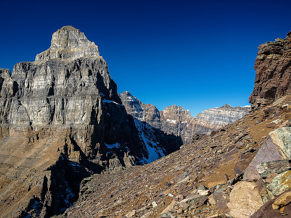 Looking through the Pinnacle Col / over Sentinel Pass.