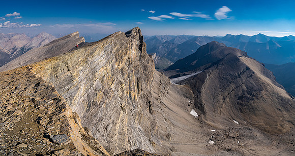 Ascending the south ridge of Mount Fuhrer.