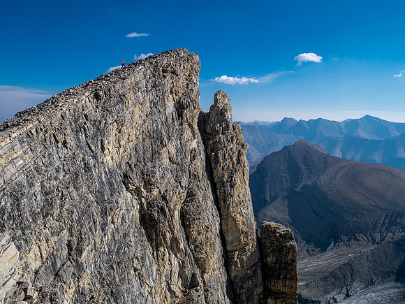 Ascending the south ridge of Mount Fuhrer.