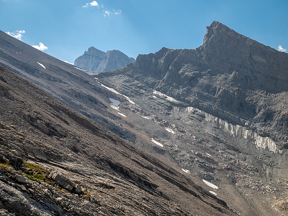 Descending west rubble slopes back into Chortling Marmots valley.