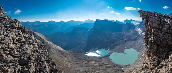 Ascending the south ridge of Mount Fuhrer with views over the Fuhrer Lakes.
