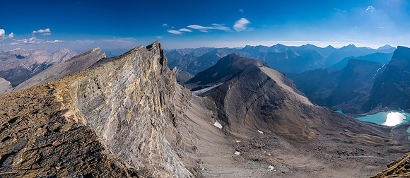 Ascending the south ridge of Mount Fuhrer with views over the Fuhrer Lakes.