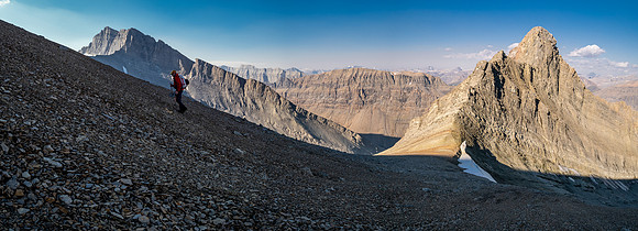 Ascending the south ridge of Mount Fuhrer.