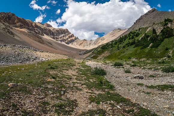 Ascending the SE slopes of Siffleur Mountain.