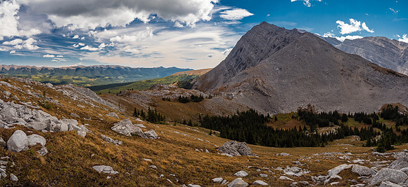 Nice views over the top of the headwall towards the north outlier of Mount Lyall.