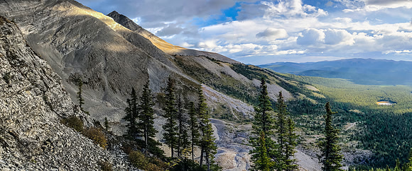 Great early morning views off the headwall with Memory Lake showing up at right.