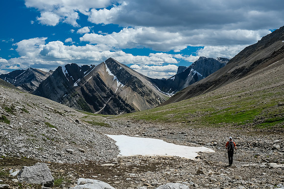 Hiking out of the south bowl towards Littlehorn Peak.