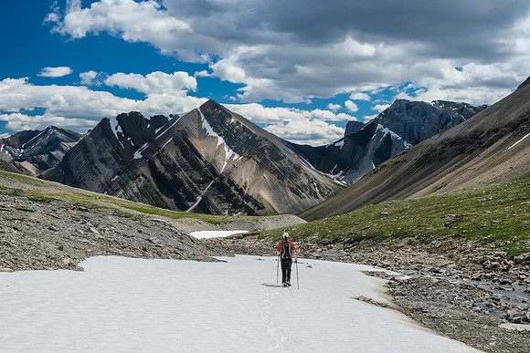 Hiking out of the south bowl towards Littlehorn Peak.