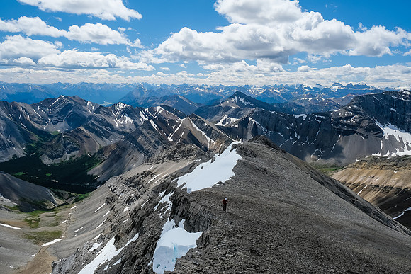 Phil approaches the summit of Hangman Peak.