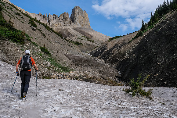 Staying in the creek to the first pass.