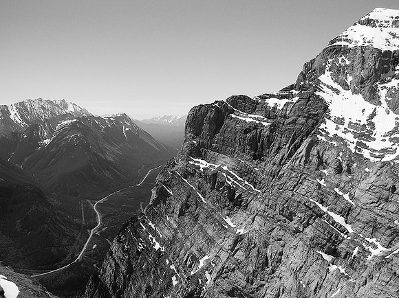 Awesome mountain scenery from the ascent, looking past South Kidd towards the Opal Range.