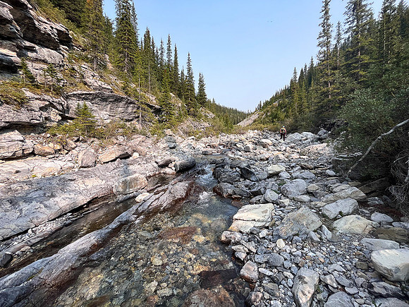 Hiking up the north branch of Stoney Creek.