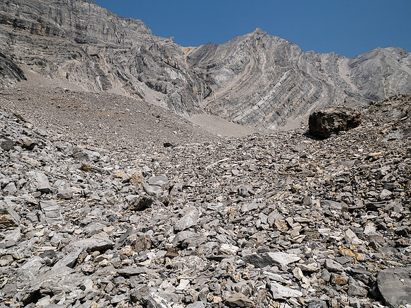 Approaching the south face of Puma Peak.
