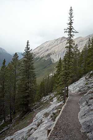 Descending Ha Ling / Miners.