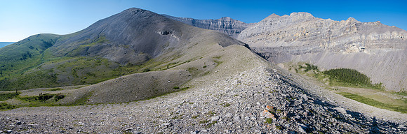 Hiking the north ridge of HH89.