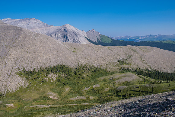 Hiking the north ridge of HH89.