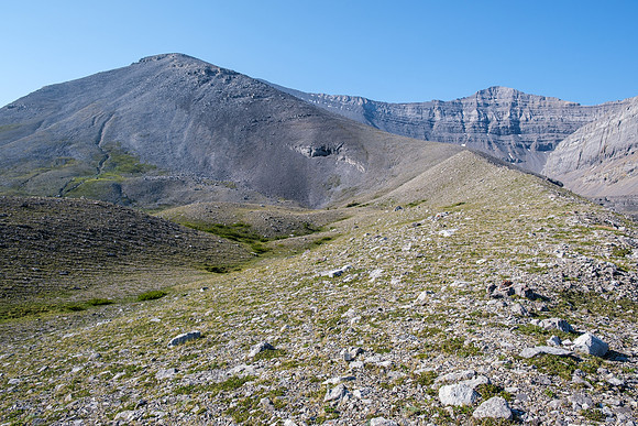 Hiking the north ridge of HH89.