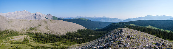 Hiking the lower north ridge of HH89.